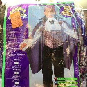 NWT Vampire Halloween Costume Boys 8-10